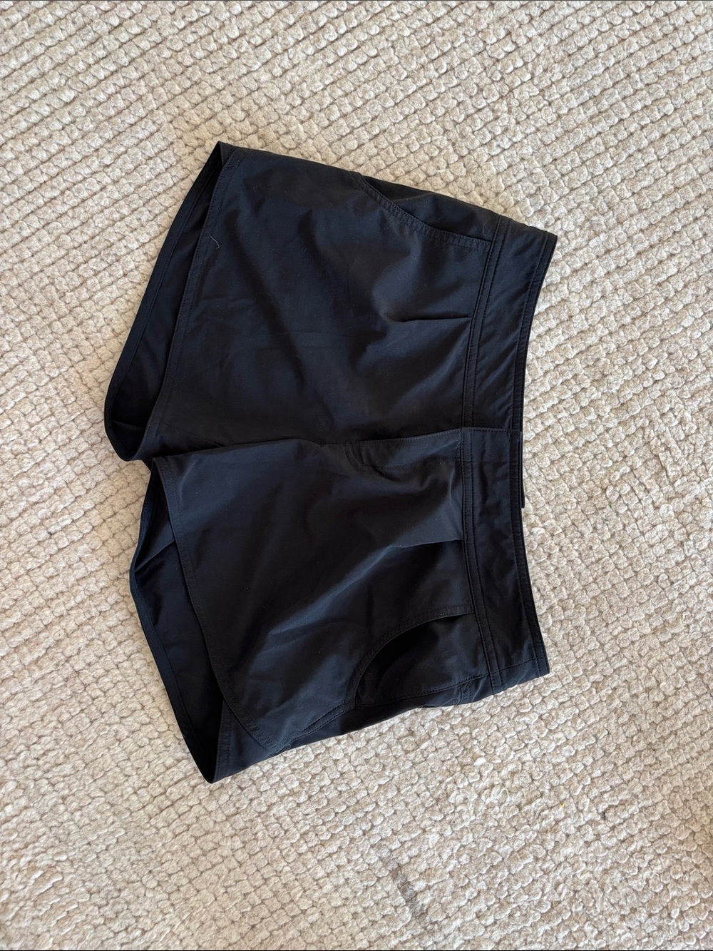 Athleta Women’s Shorts - black, size 2